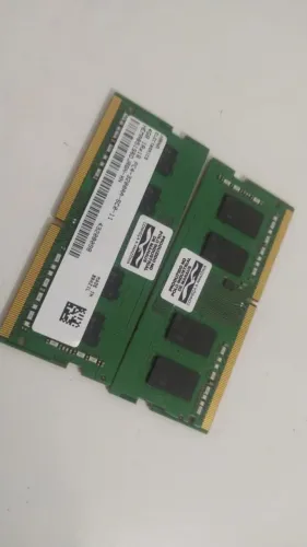 2 Pentes de memória RAM 4GB DDR4
