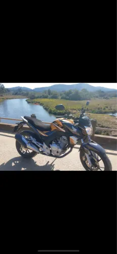 Honda CB 250 Twister ABS 2020/2020 - Única Dona