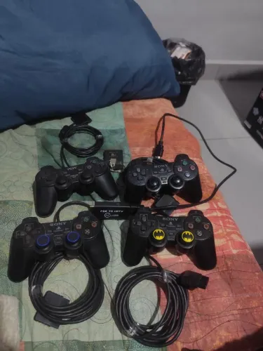 Consoles PS2 originais + pendrive + adaptador HDMI