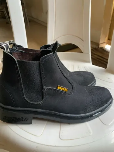 Bota Bretão Masculina Preta Chelsea - Elegante e Confortável