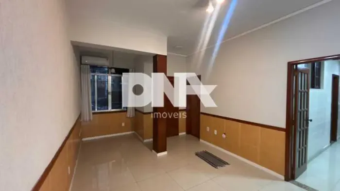 Apartamento : / Residencial / Urca