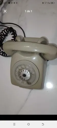 Telefone antigo em perfeito estado sem avarias
