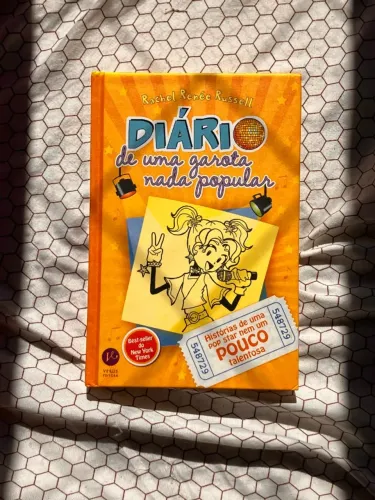Diário de uma garota nada popular 2,3 e 7