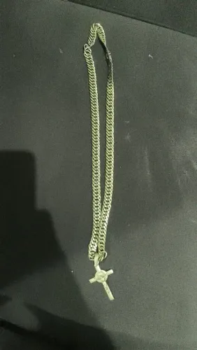 Vendo cordão moeda antiga 