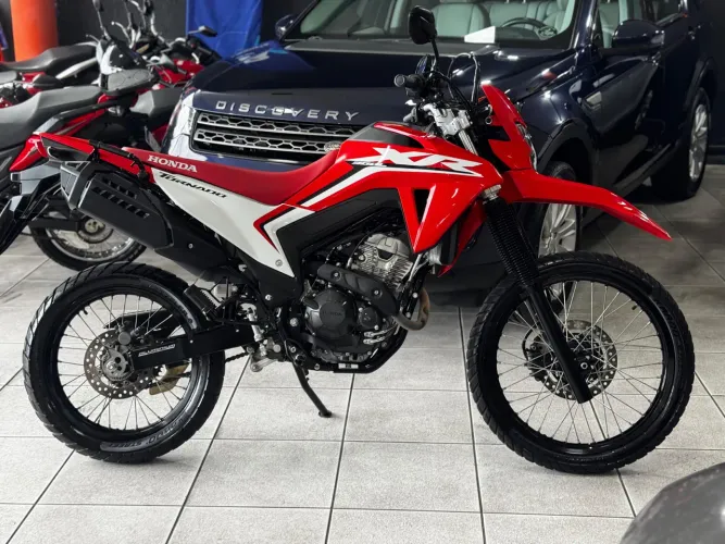 XR 300 TORNADO