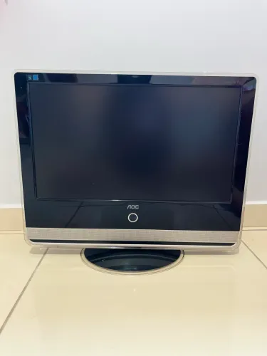 Vendo monitor AOC 21 polegadas semi novo