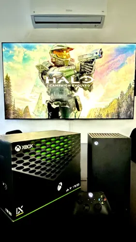 Xbox Series X - 1Tb - Mídia Física - Impecável - Na caixa