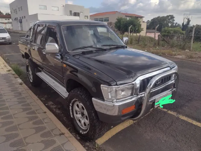 Toyota Hilux CD SRV 4X4 3.0 8V 116cv TB Diesel 2003