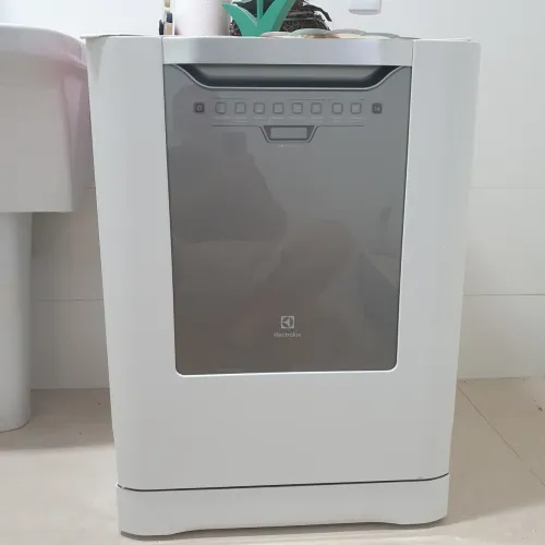 Lava louça Electrolux
