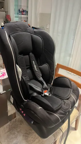 Cadeirinha infantil carro