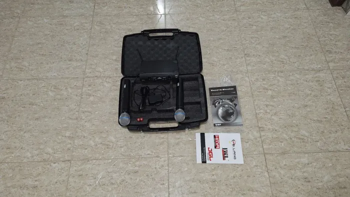 Microfone jwl duplo de Saldão U585