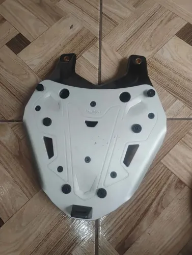 ? Suporte Bagageiro Original Triumph Tiger 900 - R$ 700