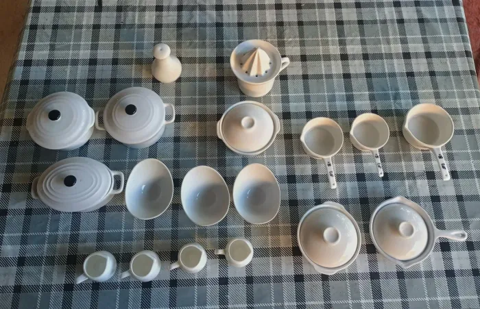 Conjunto mini louça de cerâmica com 25 peças
