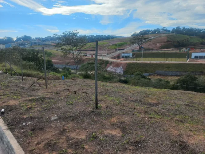 Terreno Oyama Linha do Oeste