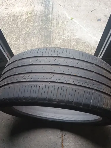 Peneu 255/40/20