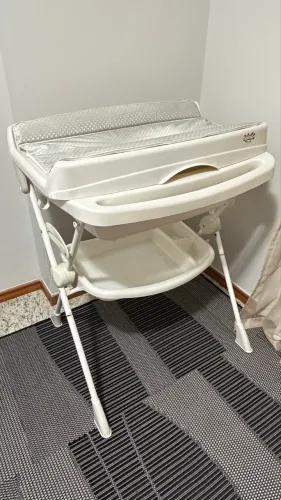 Banheira Burigotto Splash com suporte e trocador