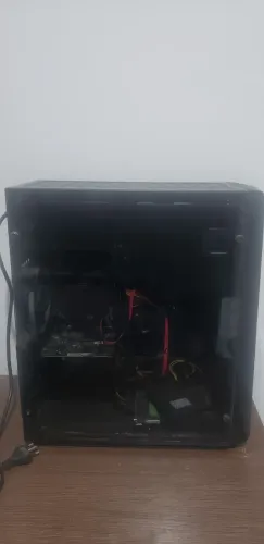 Vendo PC Gamer Desktop, i5 8° geração, 16GB ram, GTX 1050 TI, HD 500GB