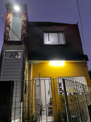 Vende casa + kitnet Iputinga