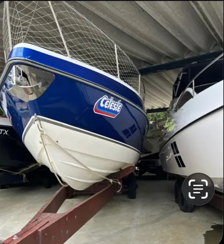 Lancha Phanton 29pes diesel não real