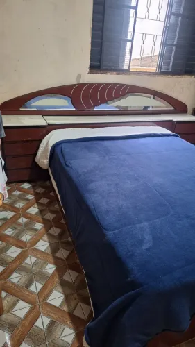 Vendo cama de casal