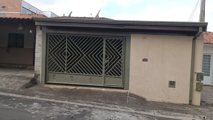 Vendo casa em condomínio