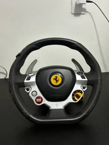 volante de corrida Thrustmaster TX ferrari 458 Itália 
