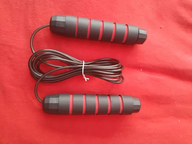 Vendo ou troco corda para pular profissional