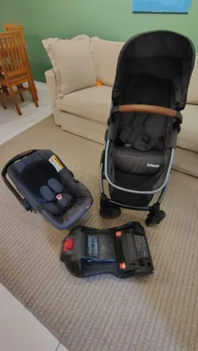 Carrinho de bebê Infanti Epic lite Trio