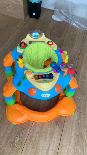 Andador de bebê safety
