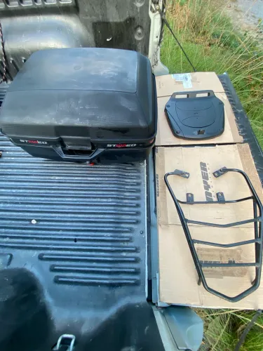 VENDO BAÚ STONED 52L + Suporte (Fan160)