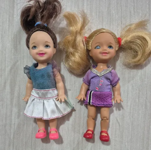 2 filhas/irmãs da Barbie originais Mattel de 2006