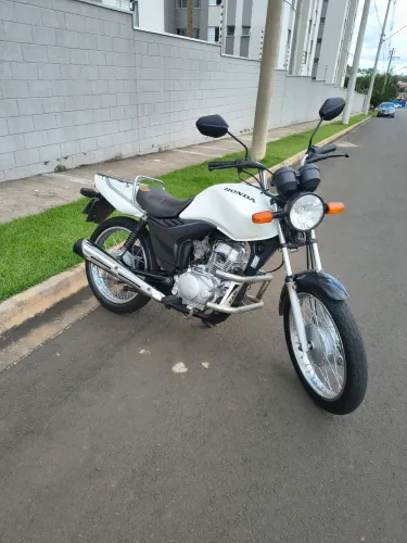 Fan 125 cargo partida elétrica doc em dia recibo em branco