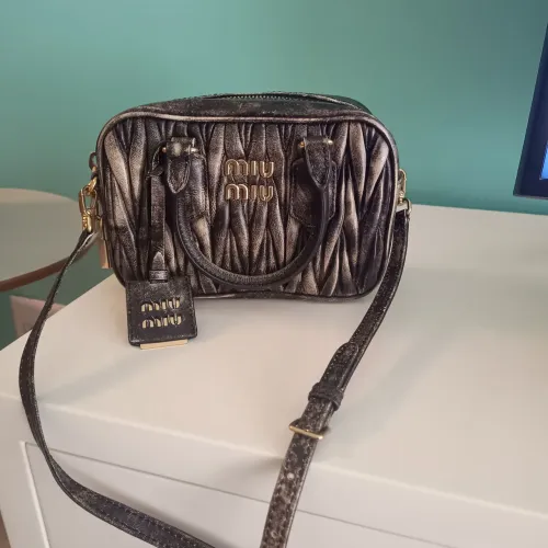 Bolsa arcadie Miu Miu em couro legitimo matelassê NOVA