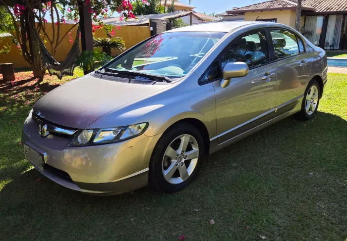 Honda Civic Sedan LXS 1.8/1.8 Flex 16V Aut. 4P 2008