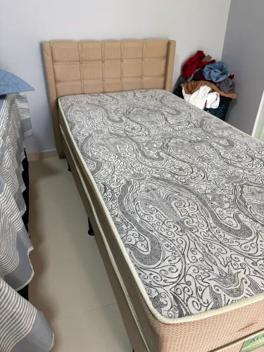 Cama Bi-cama duas em uma em ótimo estado
