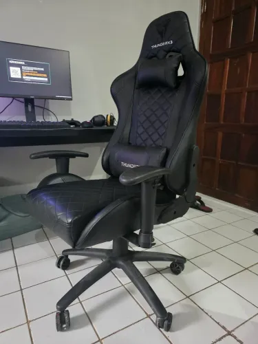 Cadeira gamer ThunderX3