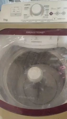 Máquina com defeito em bom estado