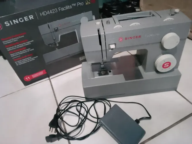 MAQ SINGER PRO 4423 CZ
