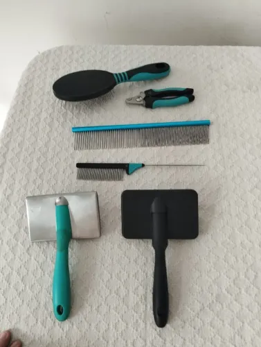 Kit ProPetz Rasqueadeiras, Pentes, Escovas e Cortador de Unhas Profissional