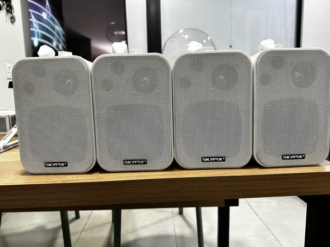 ? 4 Caixas de Som - 60W RMS - BRANCAS