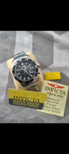Relógio invicta barato pra sair hoje