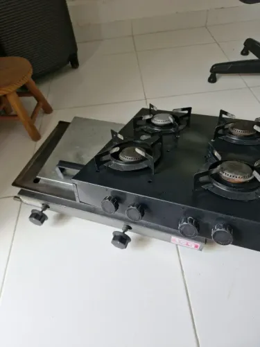 Fogão+ Chapeira de Hambúrguer Seminovos