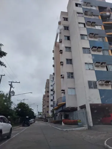 Condomínio Bosque dos Ingleses em frente a Faculdade Fametro