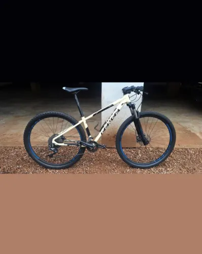 MTB Sense Rock EVO tamanho P - 15 bege Shimano Rockshox