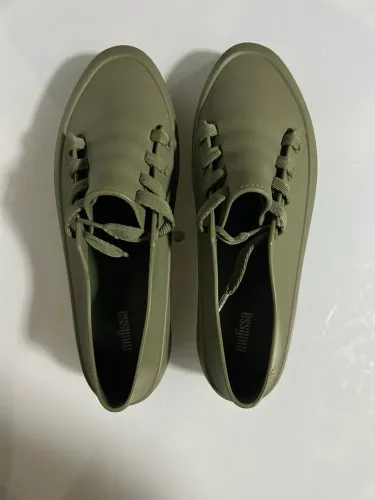 Tênis Melissa Verde Militar