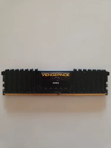 Memória Ram Corsair Vengeance 8gb 2400mhz