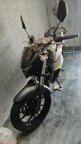 Fazer 24 abs nunca rodada zero km