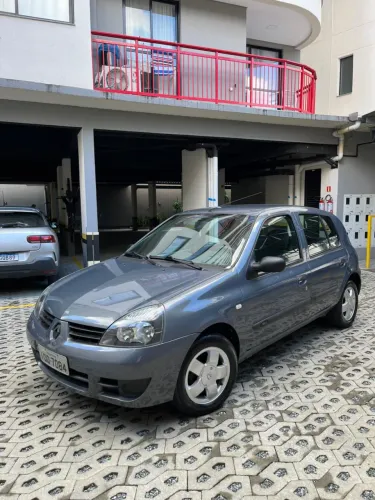 Renault Clio Campus Hi-flex 1.0 16V 5P 2010