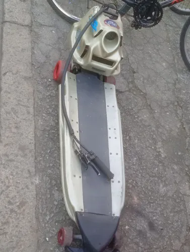Skate motorizado gasolina 