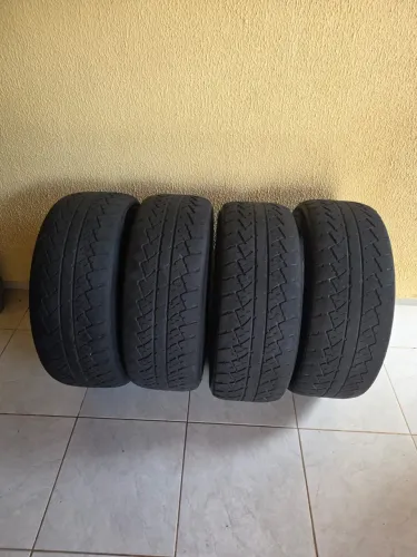4 pneus 275/55 R20